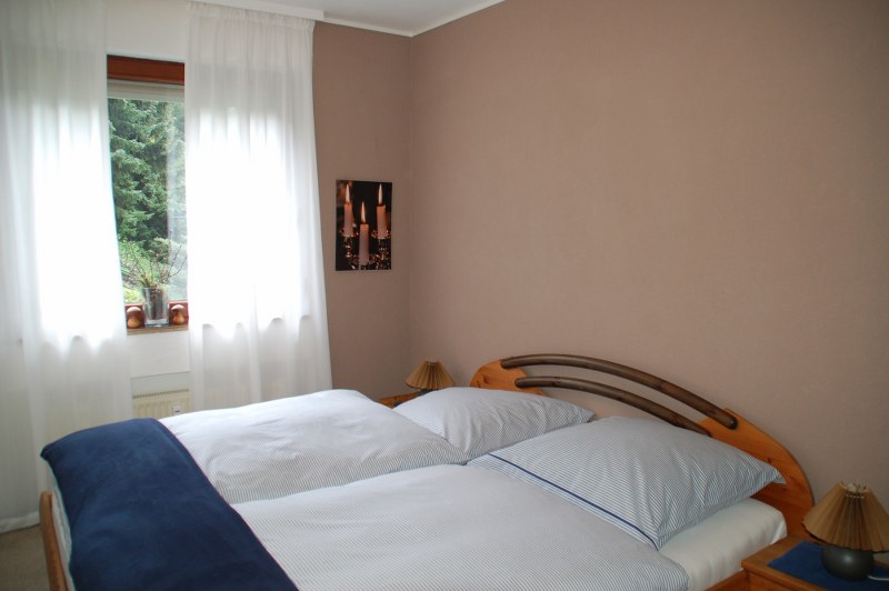 Ruim appartement, met zolder en uitzicht in Schwalefeld 5