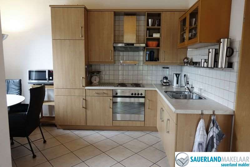 VERKOCHT Rustig gelegen, half vrijstaand huis nabij Willingen 5