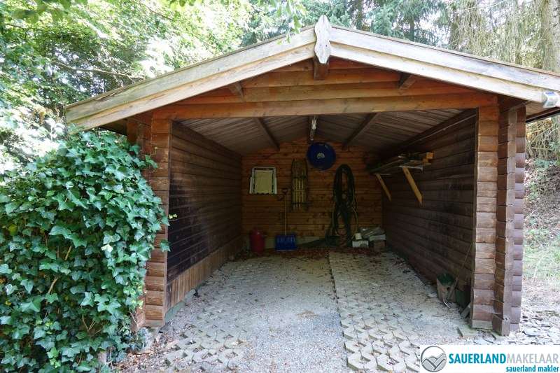 VERKOCHT Vrijstaand huis met prachtig uitzicht in Ottlar 5