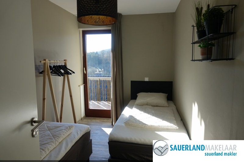 Modern 3 kamerappartement in Niedersfeld met balkon en uitzicht 6