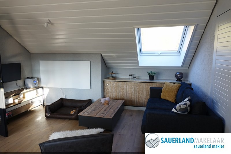 Gerenoveerd 3 kamerappartement met panorama uitzicht 6
