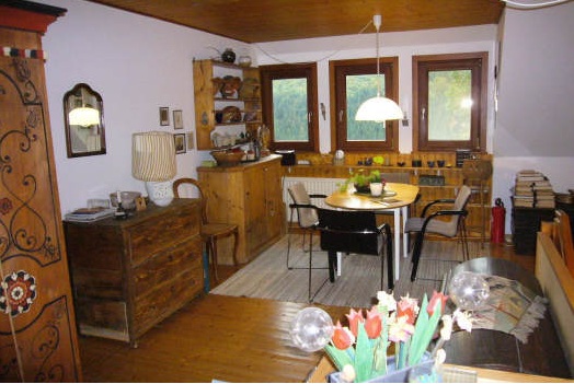 Prachtig ontworpen en mooi gelegen huis in Nordenau 6