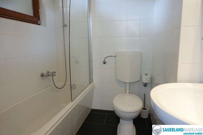 VERKOCHT Prachtig gelegen, vrijstaand huis in Ottlar nabij Willingen 6