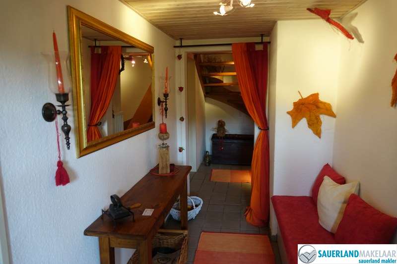 VEKOCHT prachtig, vrijstaand huis met uitzicht in Düdinghausen 6