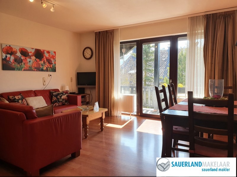 Leuk 4 kamerappartement, verdeeld over 3 etages in Usseln 7