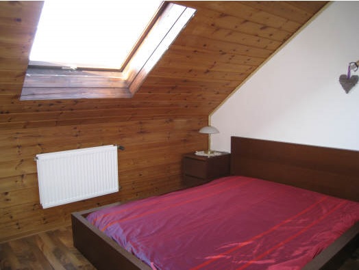 Leuk gelegen rijtjeshuis met garage in Grönebach 7