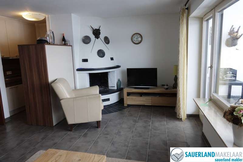 VERKOCHT sfeervol en gerenoveerd 3 kamerappartement, Niedersfeld 7
