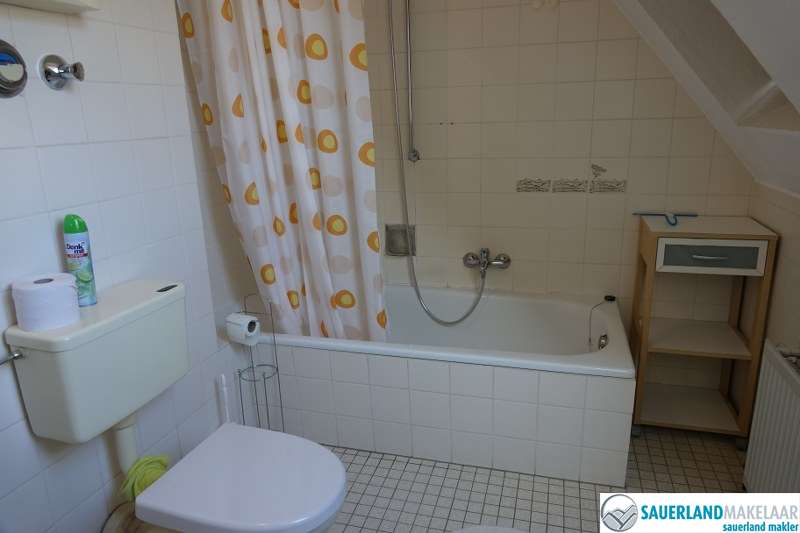 VERKOCHT Ruim appartement op loopafstand piste Neuastenberg 7
