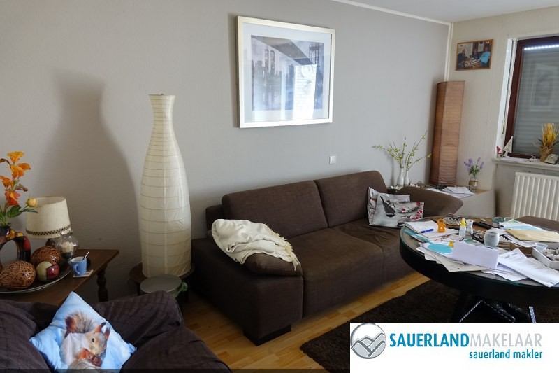 Ruim 3 kamerappartement in Niedersfeld met tuin en balkon 8
