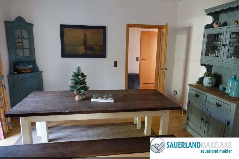 Centraal gelegen appartementenhuis met grote tuin 8