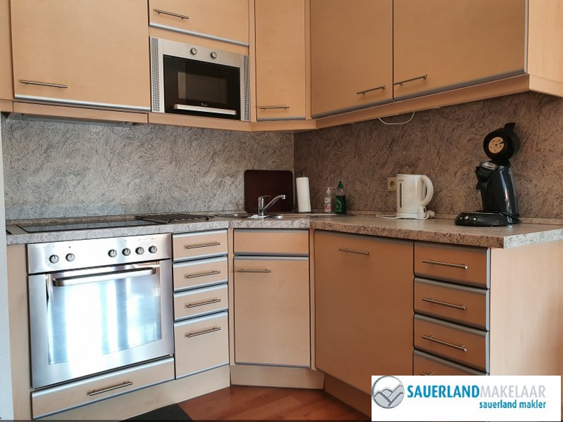 Leuk 4 kamerappartement, verdeeld over 3 etages in Usseln 8