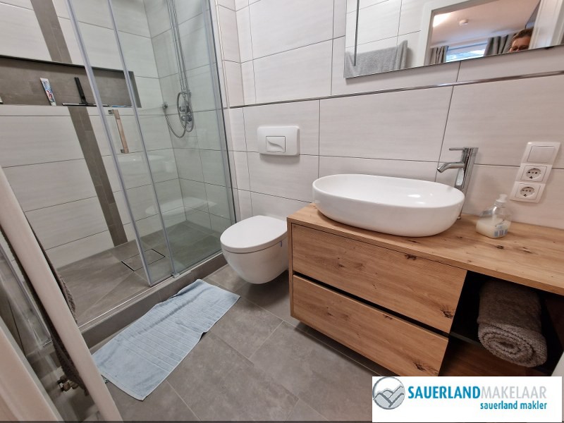 Prachtig gerenoveerd 2 kamerappartement in centrum Willingen 8