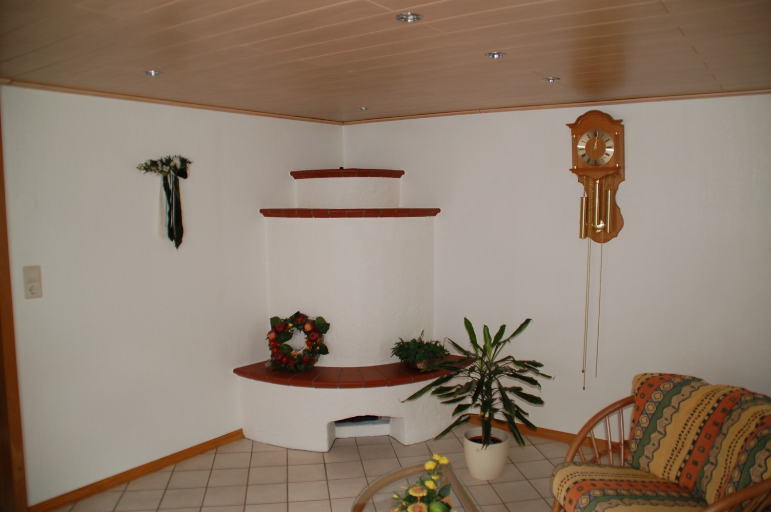 Woonhuis met grote tuin, terras en garage in Elpe 8