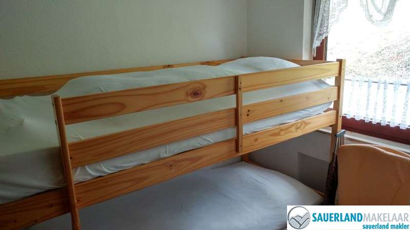 Leuk 4-kamerappartement met uitzicht in Schwalefeld 8