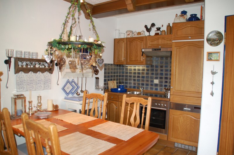 Ruim appartement, met zolder en uitzicht in Schwalefeld 9