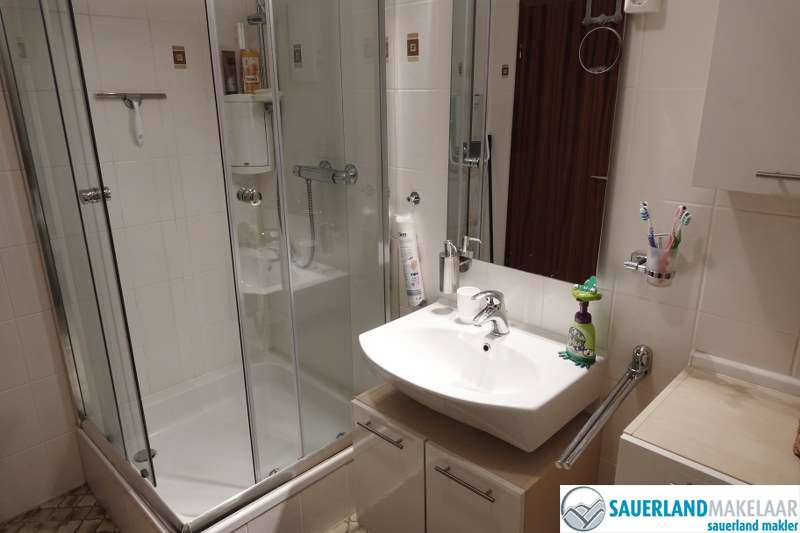 VERKOCHT sfeervol en gerenoveerd 3 kamerappartement, Niedersfeld 9
