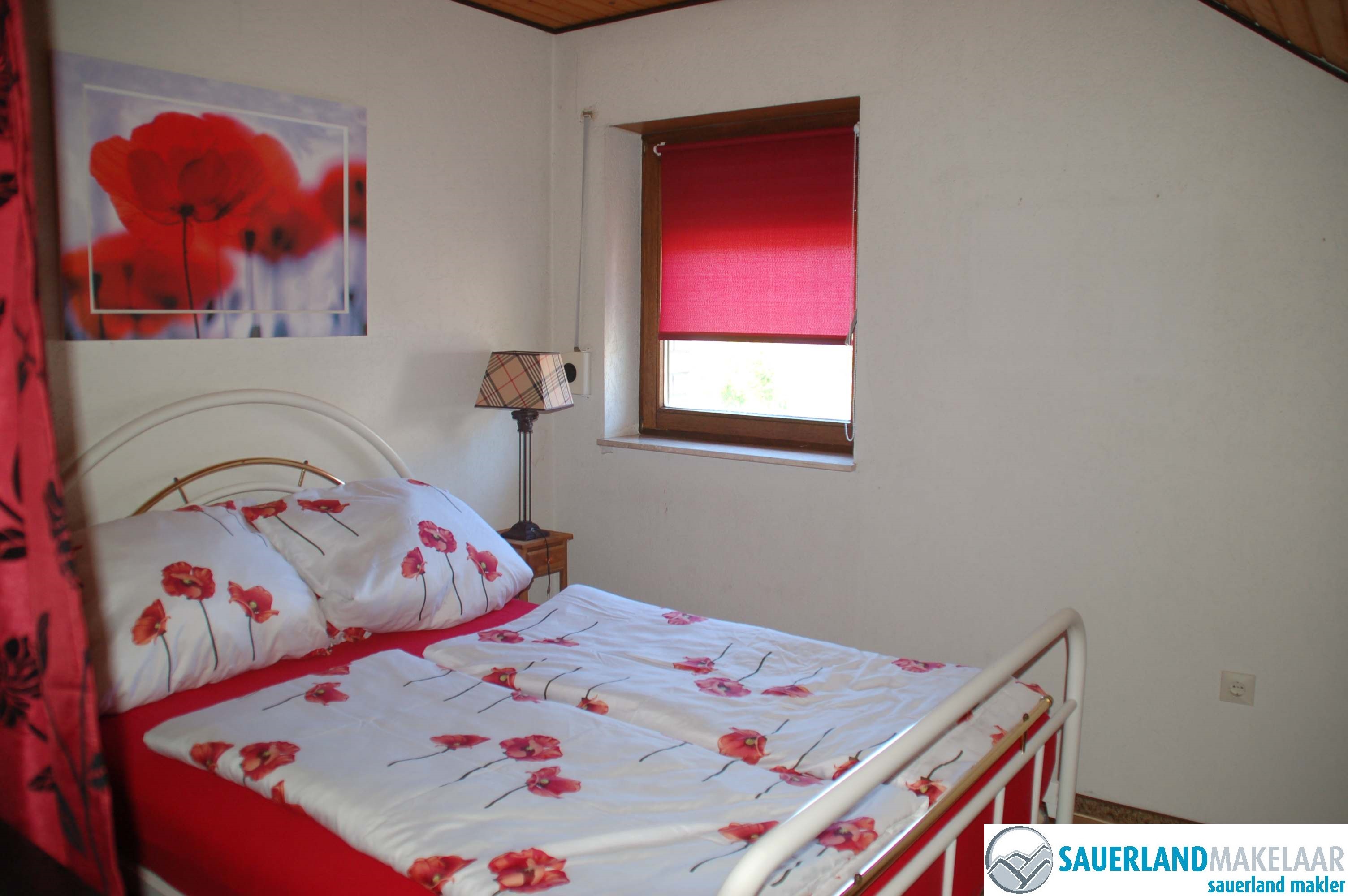 VERKOCHT Woonhuis met prachtig uitzicht in Düdinghausen 9