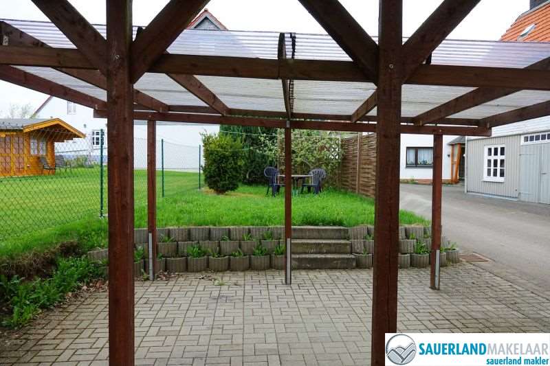 VERKOCHT Vrijstaand huisje in Eimelrod voor klusser 9