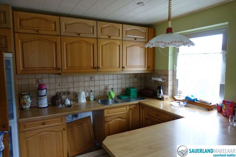 VERKOCHT Centraal in Willingen gelegen, vrijstaand familiehuis  10