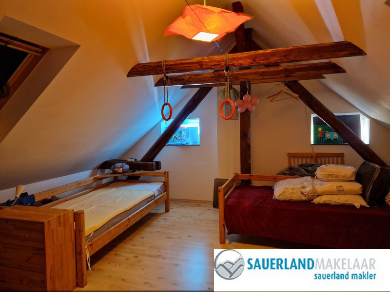 Prachtig woonhuis met appartement in Heringhausen 10