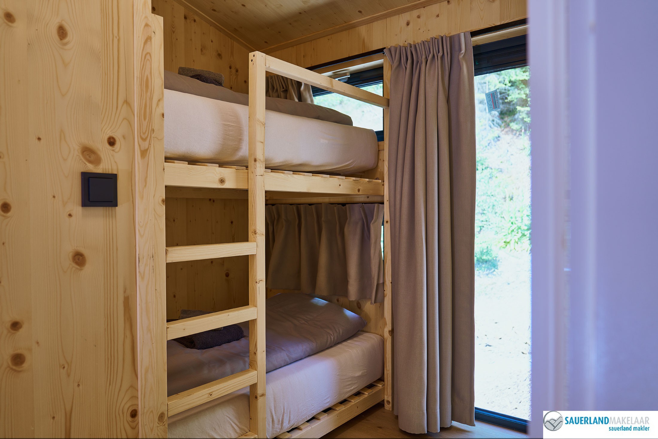 Geweldige boomhut op vakantiepark Niedersfeld met mooi rendement 10