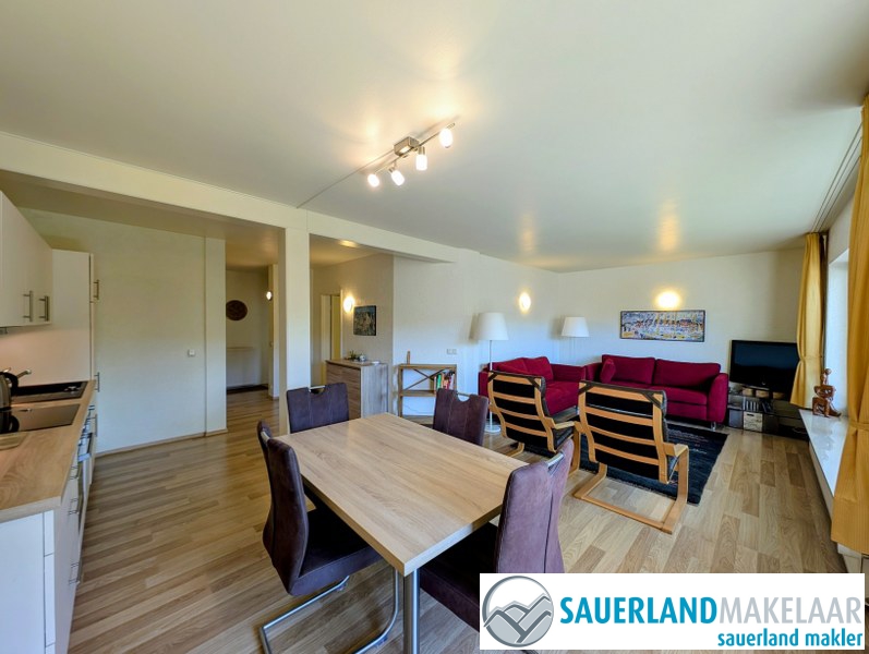 Zonnig appartement van 74 m² in Schwalefeld – stijlvol wonen met zuidbalkon & gemoderniseerd interieur 10