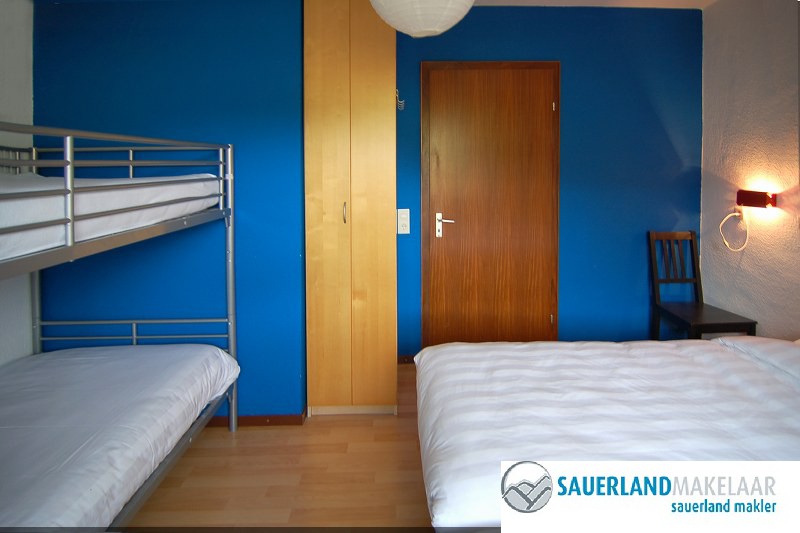 Ruim en prachtig gelegen woonhuis in Silbach met mooi uitzicht 11