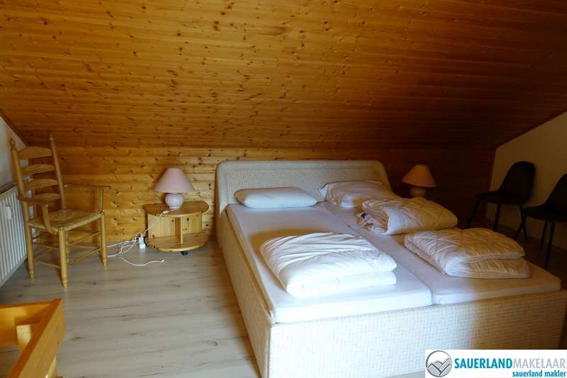 VERKOCHT Modern appartement Usseln met uitzicht op de skipiste 12