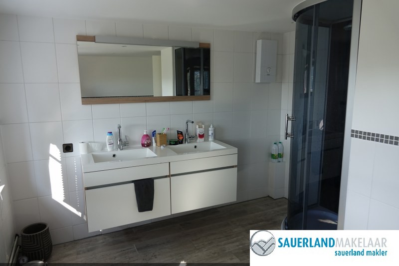 VERKOCHTPrachtig gelegen, vrijstaand huis met panoramaview Adorf 12