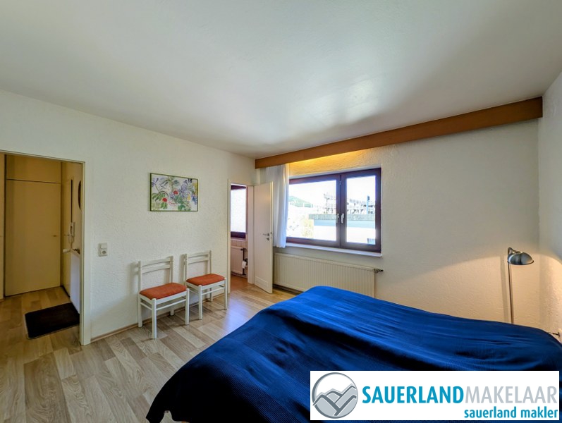 Zonnig appartement van 74 m² in Schwalefeld – stijlvol wonen met zuidbalkon & gemoderniseerd interieur 12