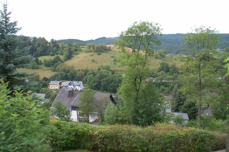 Ruim appartement, met zolder en uitzicht in Schwalefeld 12