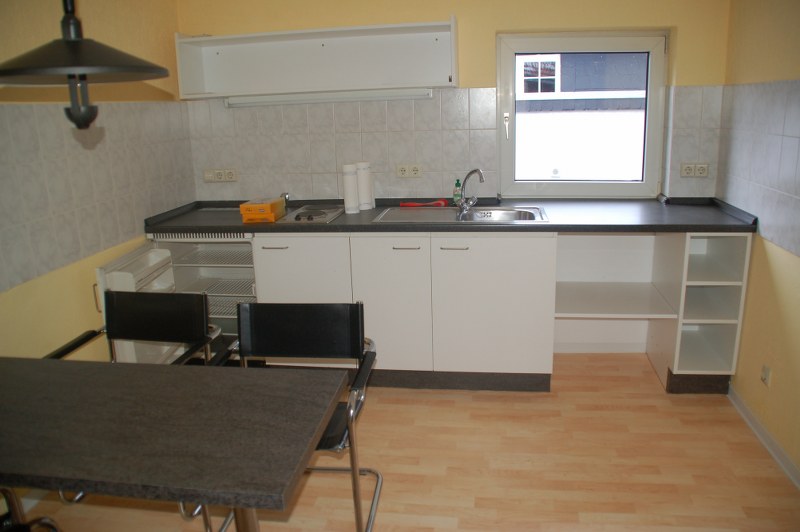 Ruim pand met historie en 3 appartementen in Usseln 12