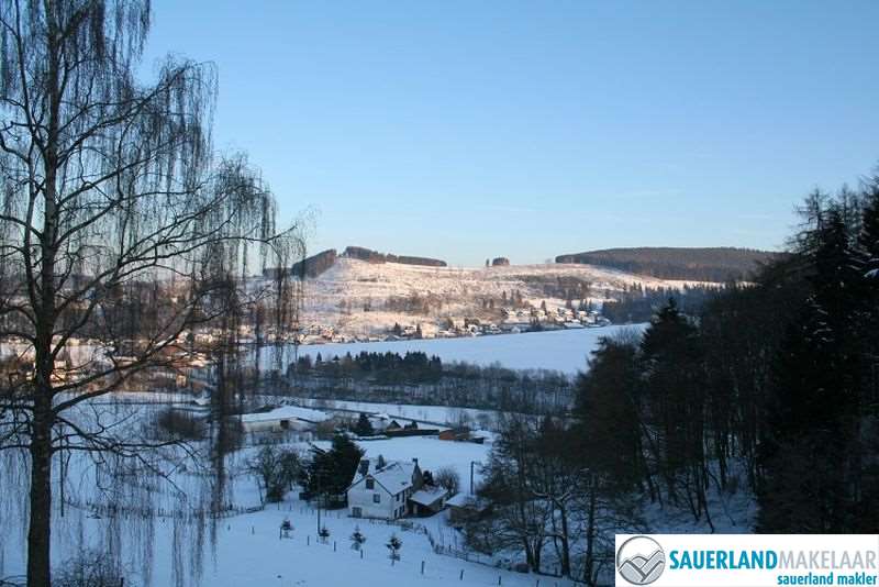VERKOCHT gelegen appartement met panoramauitzicht in Schwalefeld 12