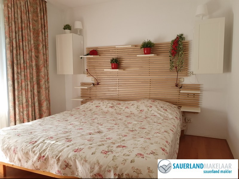 Leuk 4 kamerappartement, verdeeld over 3 etages in Usseln 13