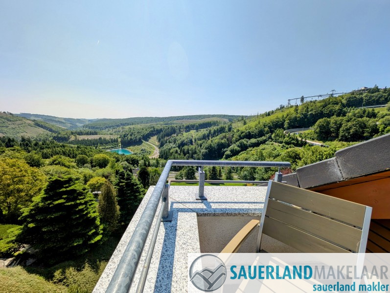 Appartement met adembenemend panoramisch uitzicht op Winterberg 13