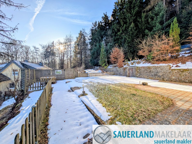 Woonjuweel in Willingen – Ruime twee-gezinswoning 13