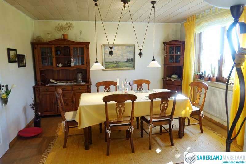 VEKOCHT prachtig, vrijstaand huis met uitzicht in Düdinghausen 13