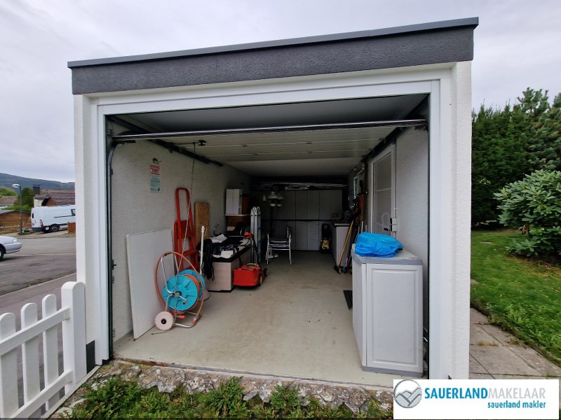 Comfortabel vakantiehuis met balkon, tuin en garage 14