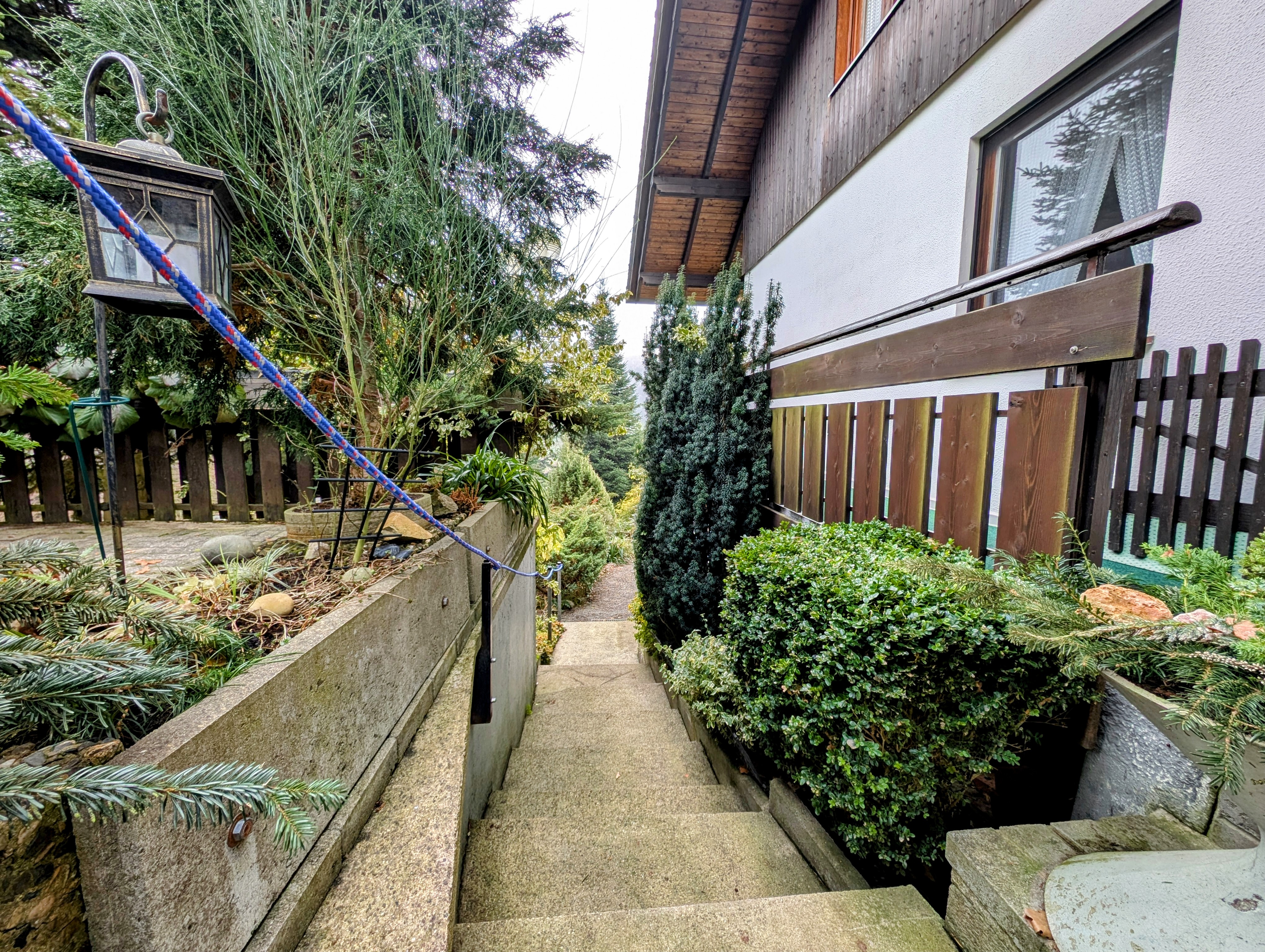 Tijdloos wonen met uitzicht – exclusieve eengezinswoning nabij het Diemelsee 13