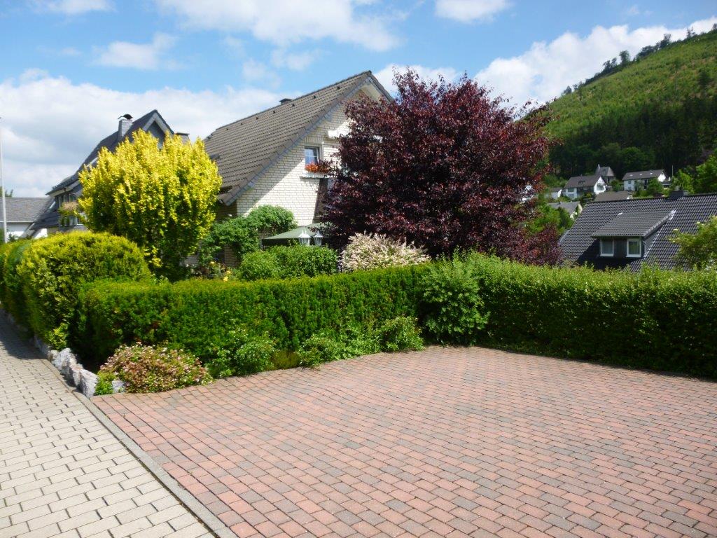 Woonhuis met grote tuin en 2 appartementen in Bruchhausen  14