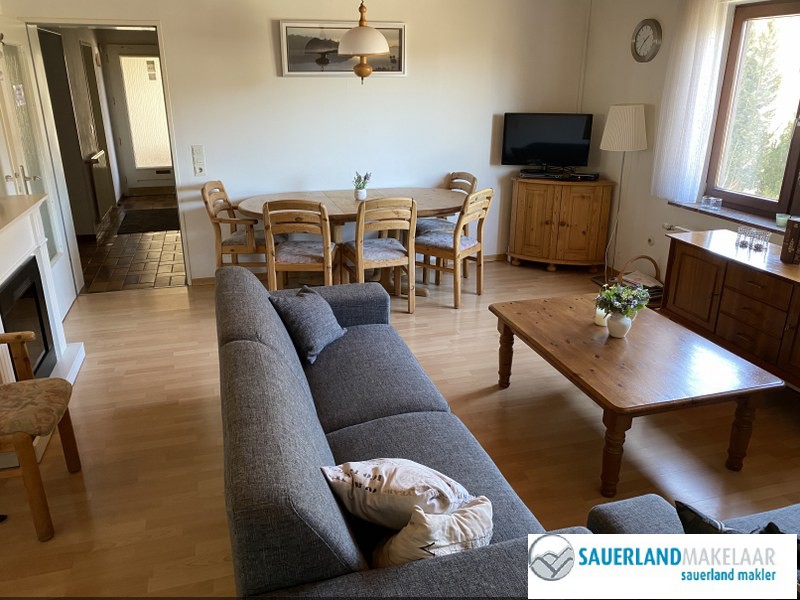 Groot woonhuis verdeeld over 4 appartementen in Silbach 15