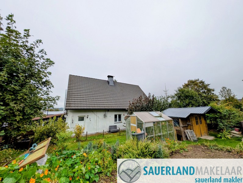 Op 5 minuten van Winterberg: Royale eengezinswoning met dubbele garage en tuin 15