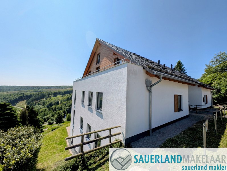 Appartement met adembenemend panoramisch uitzicht op Winterberg 16