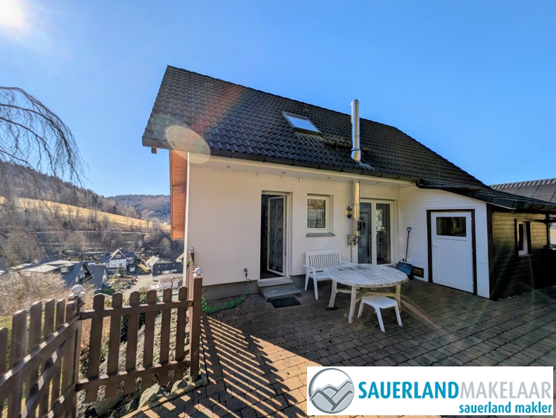 Prachtig meergezinswoning op een uitstekende zuidlocatie in Silbach – aantrekkelijke investering nabij Winterberg 16
