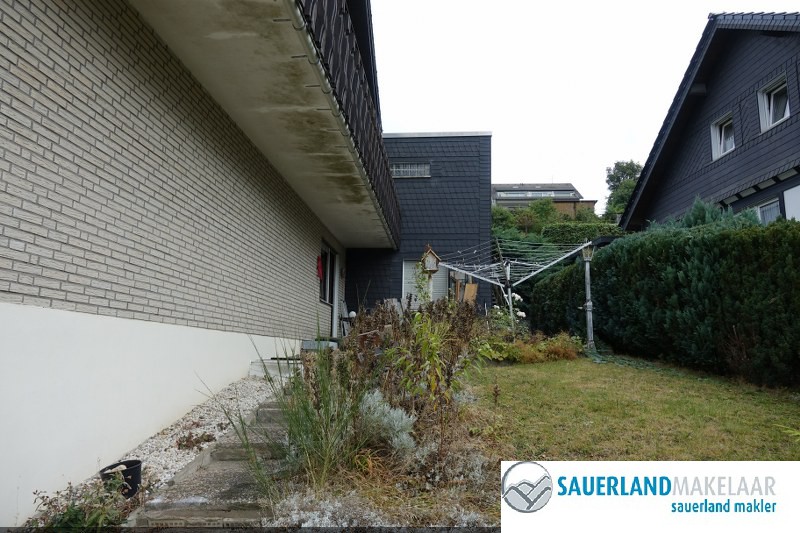 Ruim 3 kamerappartement in Niedersfeld met tuin en balkon 2