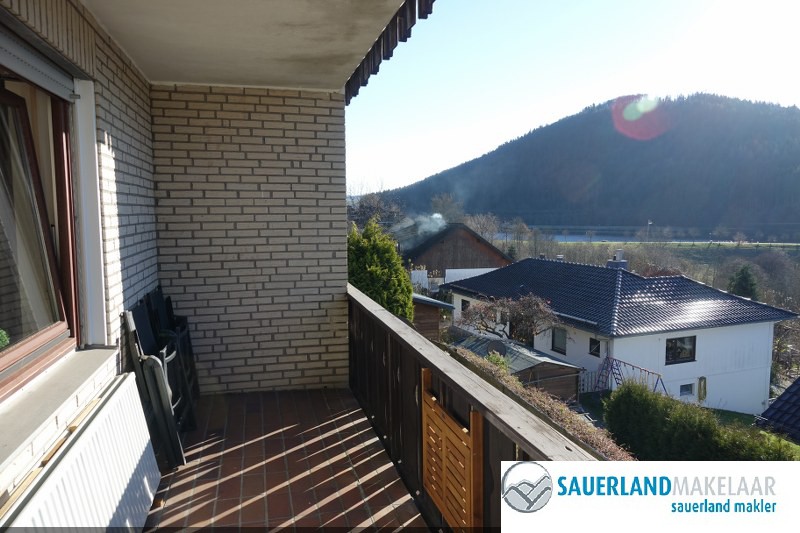 Modern 3 kamerappartement in Niedersfeld met balkon en uitzicht 7