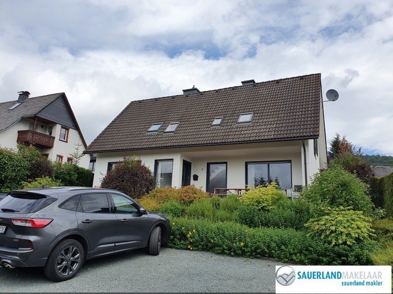 Prachtig gelegen huis met panorama uitzicht in Elkeringhausen 3