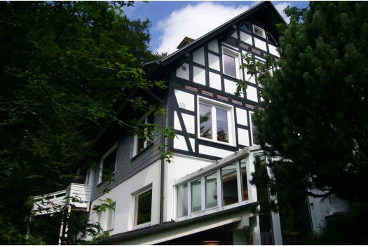 Prachtig ontworpen en mooi gelegen huis in Nordenau 1