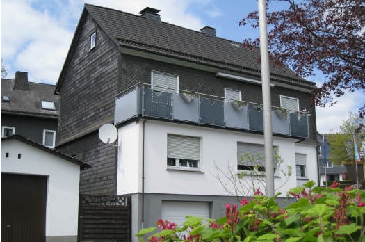 In Hildfeld gelegen woonhuis met balkon 1