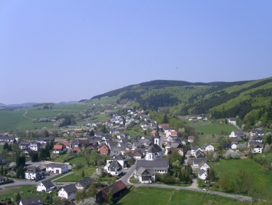 Woonhuis met panorama uitzicht in Düdinghausen 4
